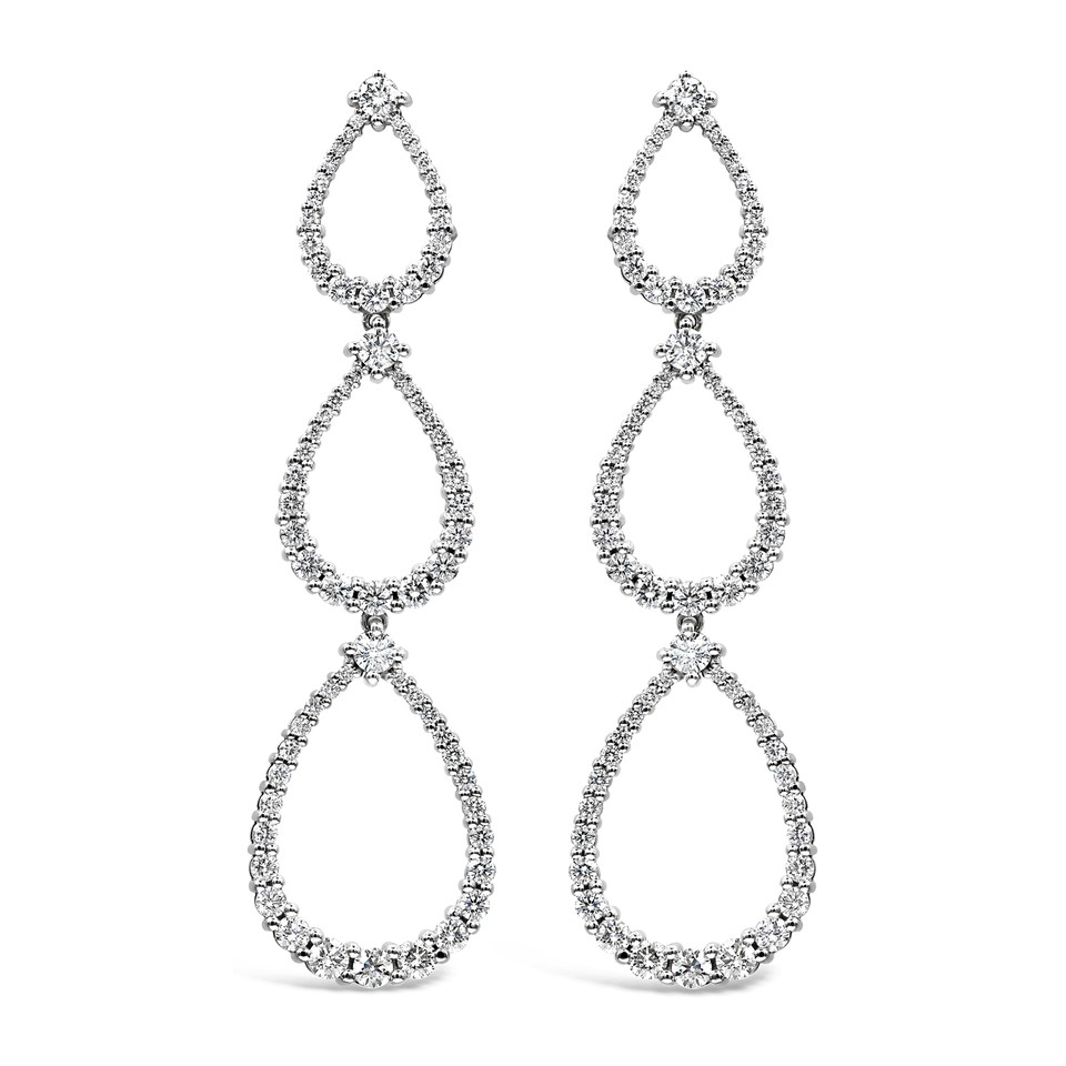 Triple Tear-Drop Earrings
3.16ctw Dias
18K White Gold