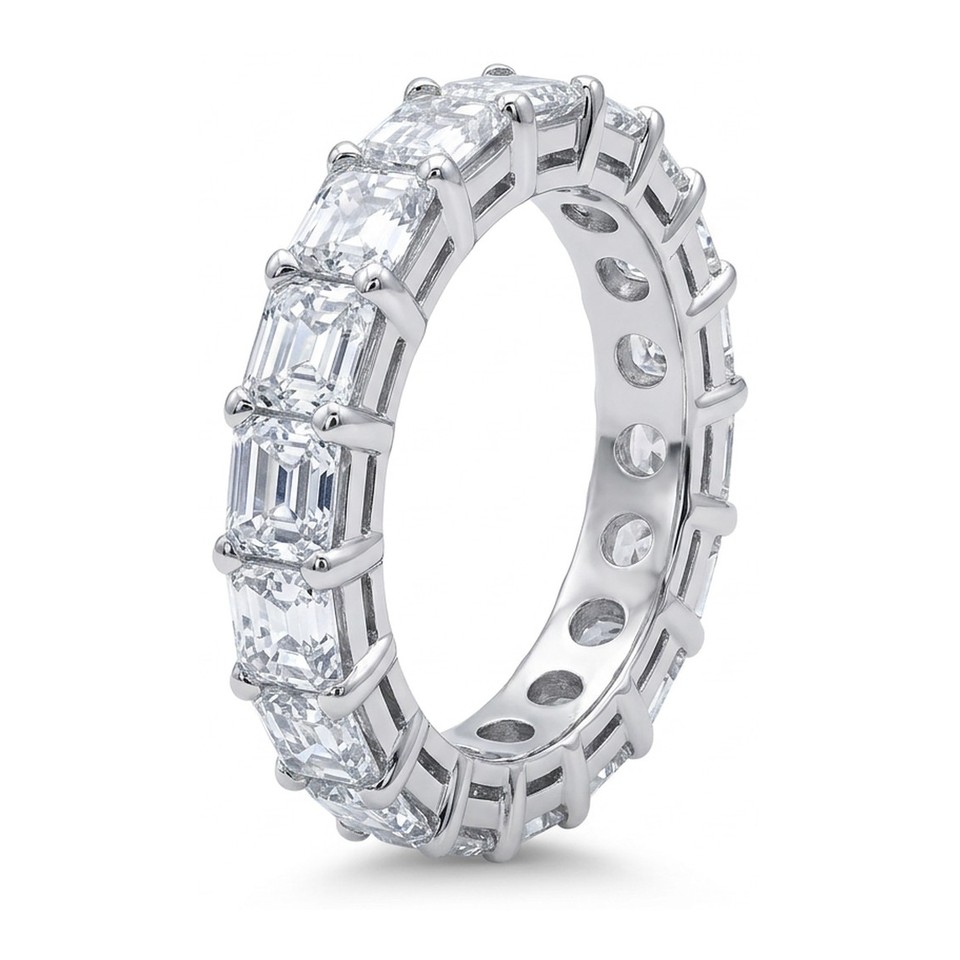 Diamond Ring
4.48ctw Dias 1/4 Each
Platinum