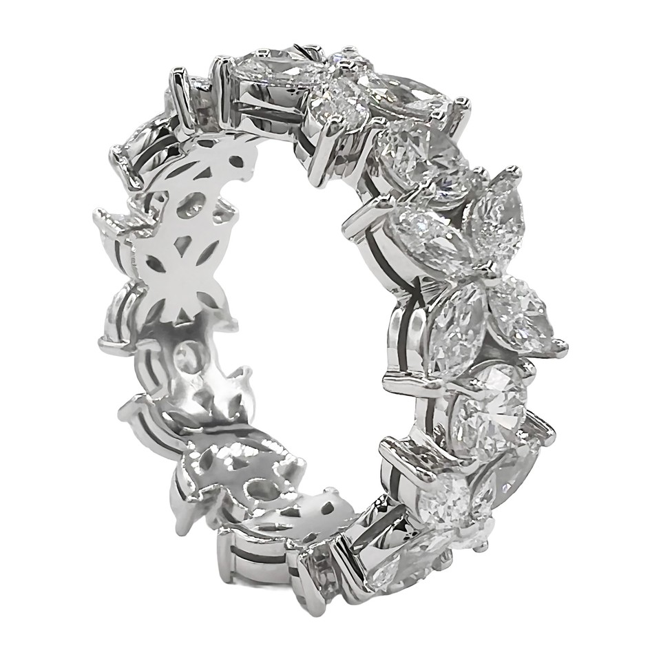 ROUND & Marquise Diamond Band
2.38ctw Diamonds
Platinum