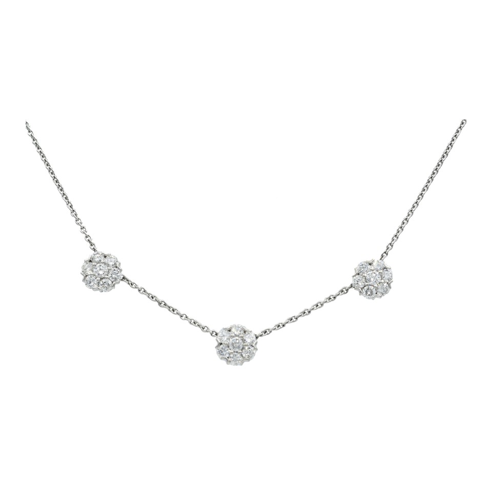 3X Medium Floral Pendant with
Chain
1.74ctw Dias
18K White Gold
