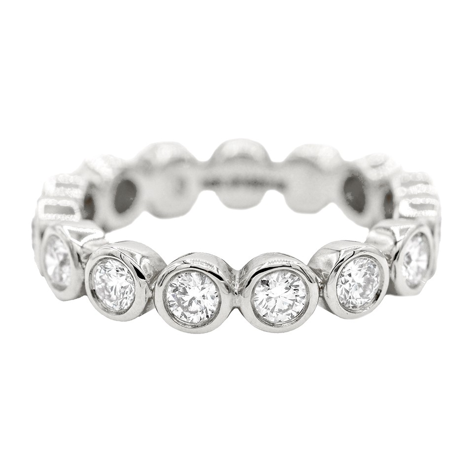 Stackable Bezel-Set Eternity
Band
1.02ctw Dias
Platinum