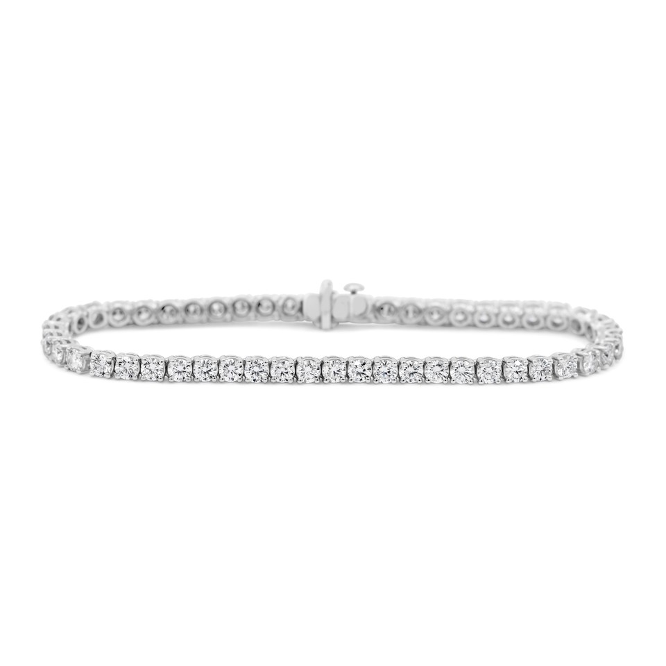 Diamond Bracelet 7" Long
6.15ctw Dias
Platinum