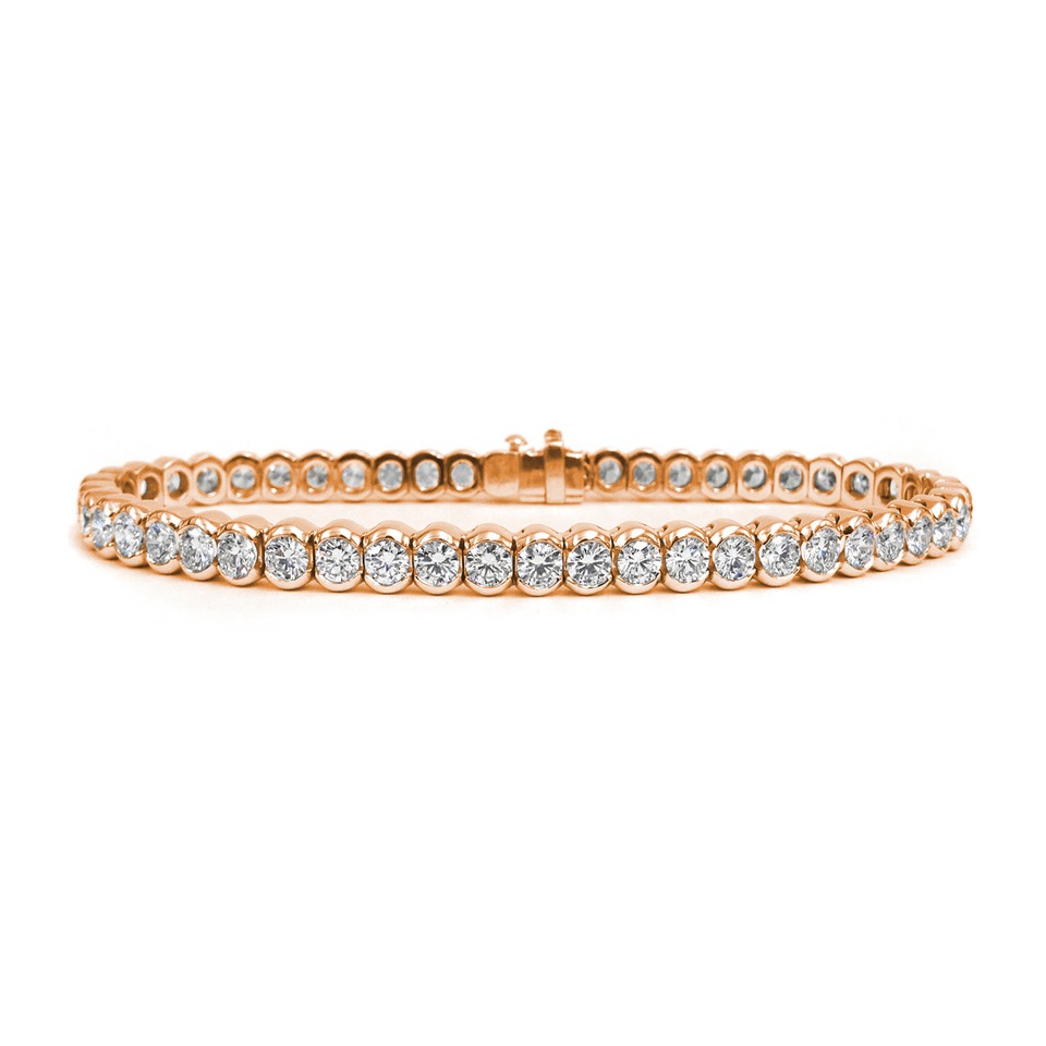 Small Semi-Bezel Diamond
Tennis Bracelet
5.82ctw Dias
18K Rose Gold