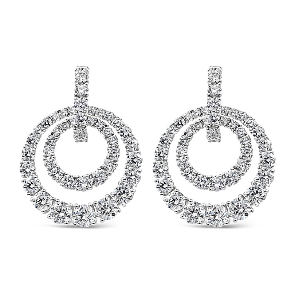 Graduated Double Circle
Earrings
9.37ctw Dias
18K White Gold
