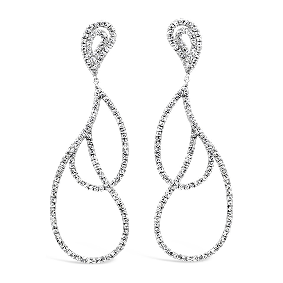 Dangling Diamond Earrings
1.96ctw Dias
18K White Gold